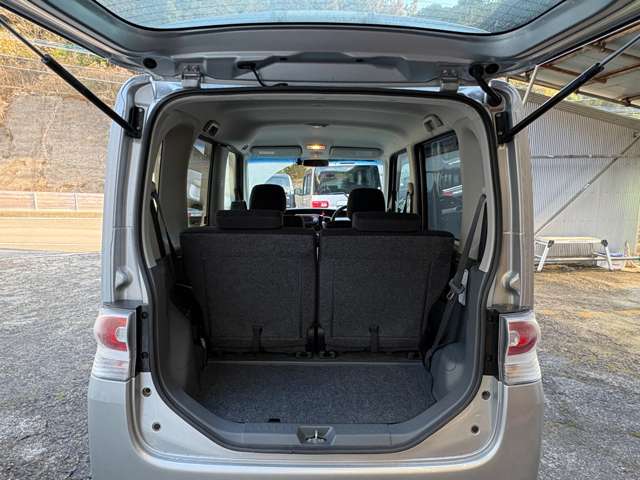 2010 Daihatsu Tanto – thumbnail 4