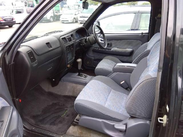2000 Toyota Hilux – thumbnail 3