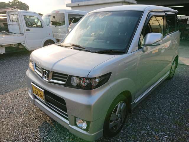2010 Honda Zest – thumbnail 3