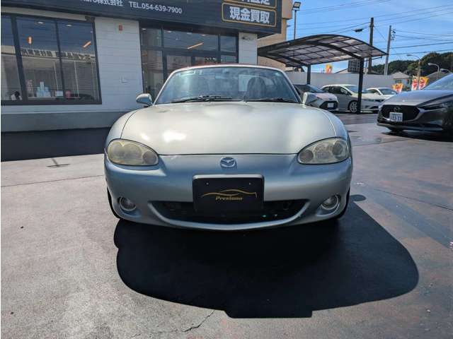 2003 Mazda Roadster – thumbnail 2