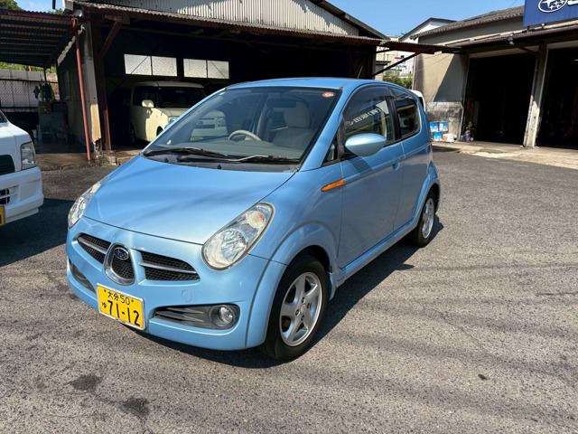 2004 Subaru R2