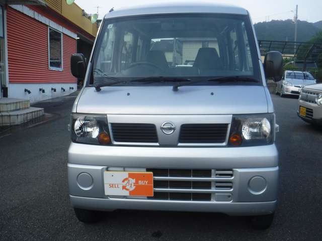 2010 Nissan Clipper – thumbnail 2