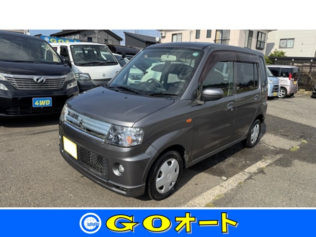 2009 Mitsubishi Toppo