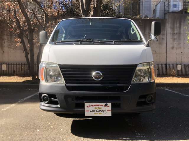 2008 Nissan Caravan – thumbnail 2
