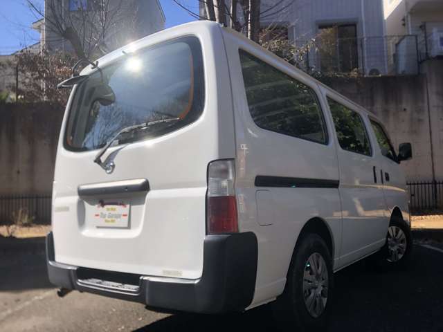 2008 Nissan Caravan – thumbnail 4