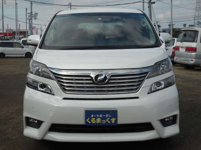 2010 Toyota Vellfire – thumbnail 2
