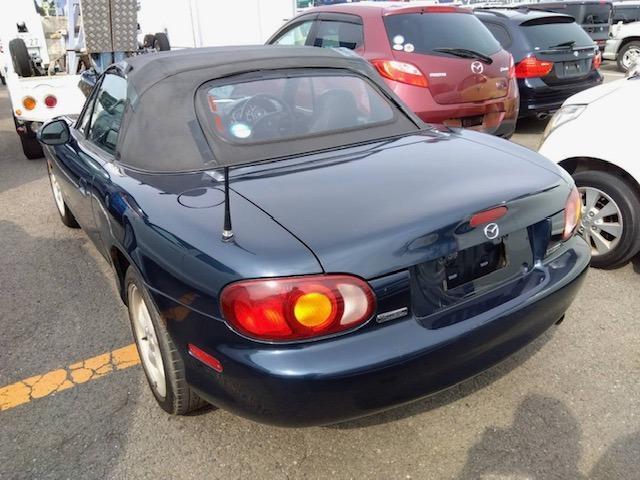 1999 Mazda Roadster – thumbnail 2