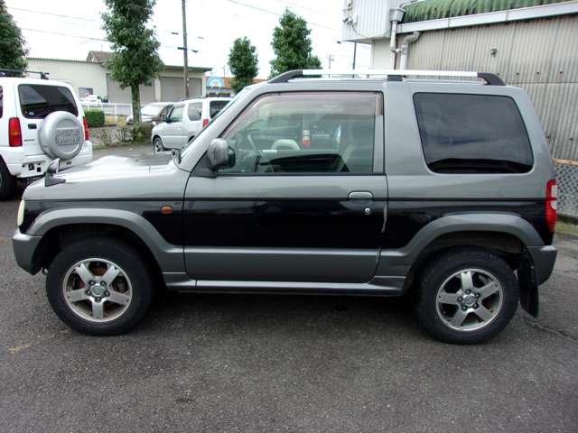 2003 Mitsubishi Pajero Mini – thumbnail 4