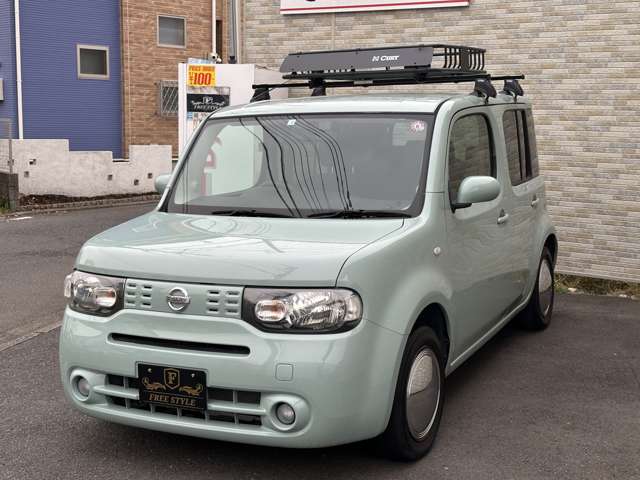 2010 Nissan Cube – thumbnail 2