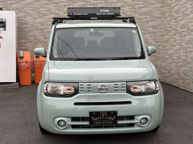 2010 Nissan Cube – thumbnail 3