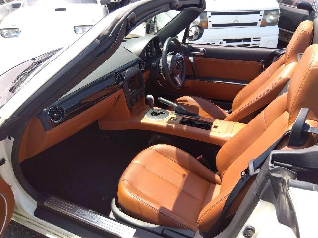 2005 Mazda Roadster – thumbnail 3