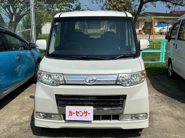 2010 Daihatsu Tanto – thumbnail 2
