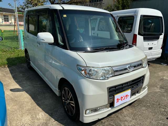 2010 Daihatsu Tanto – thumbnail 3