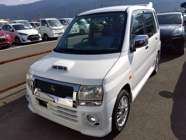 1999 Mitsubishi Toppo BJ