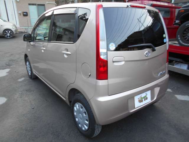 2010 Daihatsu Move – thumbnail 4
