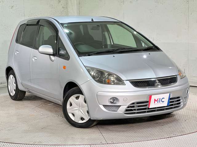 2009 Mitsubishi Colt – thumbnail 3