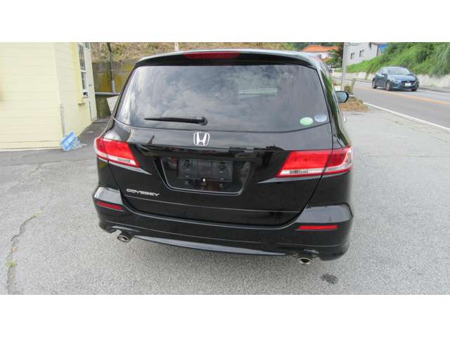 2010 Honda Odyssey – thumbnail 3