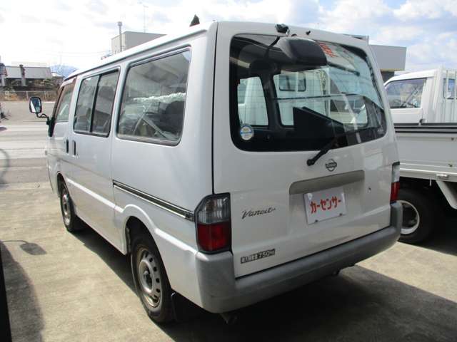 2003 Nissan Vanette – thumbnail 4