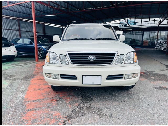 2000 Toyota Land Cruiser Cygnus – thumbnail 2