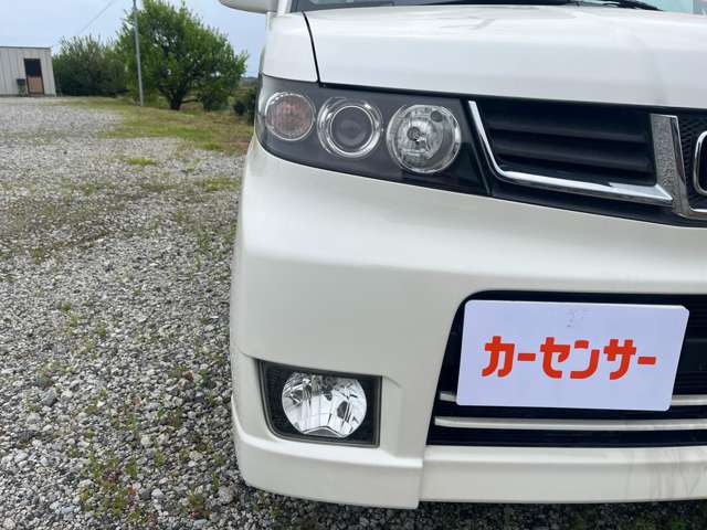 2010 Honda Zest – thumbnail 4