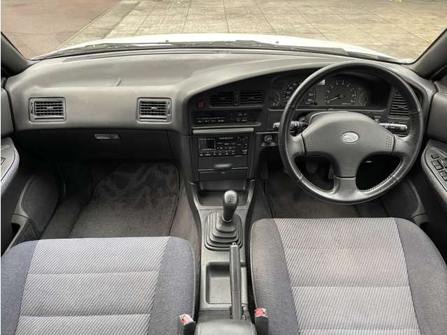 1991 Subaru Legacy Sedan – thumbnail 3
