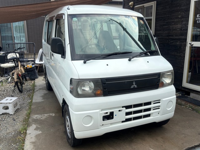 2008 Mitsubishi Minicab Van