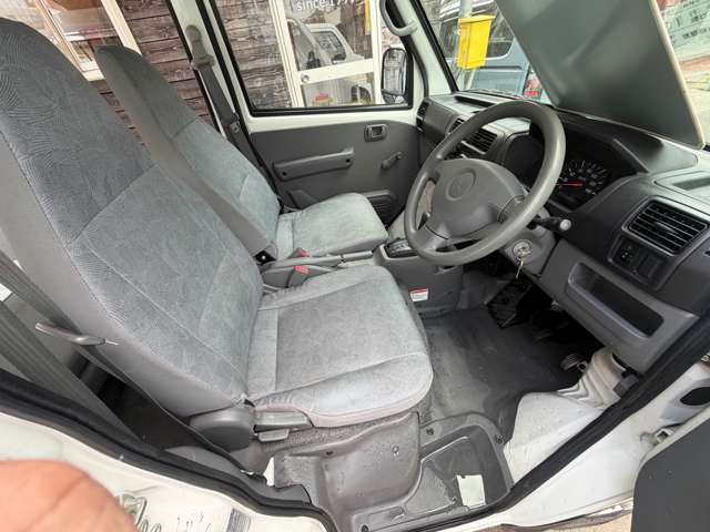 2008 Mitsubishi Minicab Van – thumbnail 2