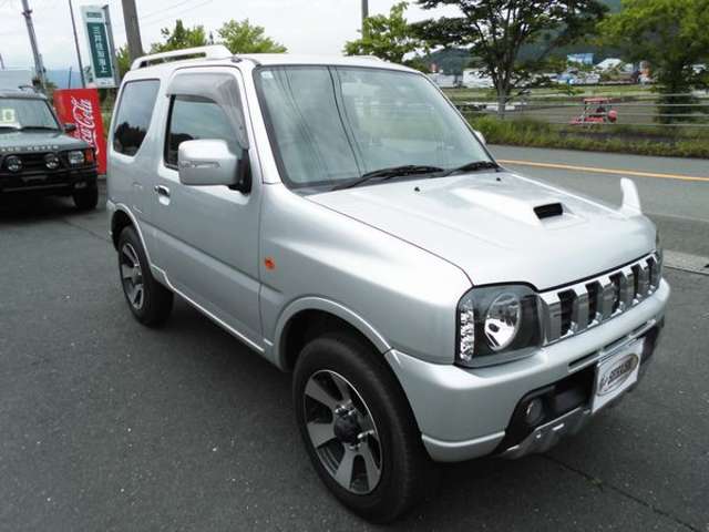2009 Suzuki Jimny – thumbnail 3
