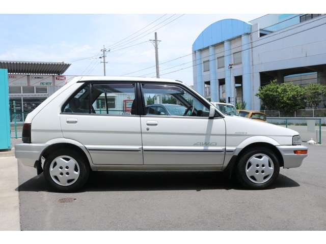 1993 Subaru Justy – thumbnail 4