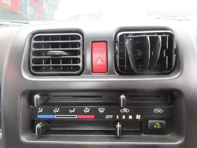 2009 Suzuki Carry – thumbnail 3