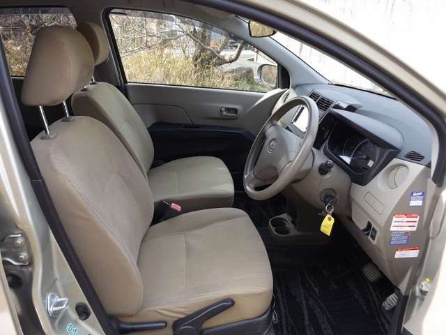 2009 Daihatsu Mira – thumbnail 4