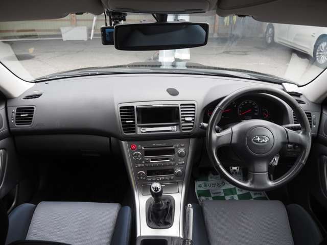 2005 Subaru Legacy B4 – thumbnail 2