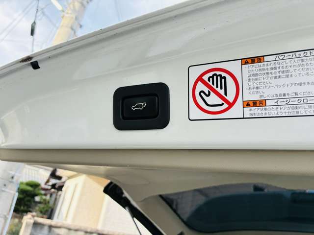 2011 Toyota Estima Hybrid – thumbnail 2