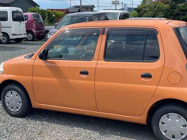2009 Daihatsu Esse – thumbnail 4
