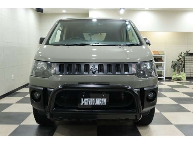 2007 Mitsubishi Delica D:5 – thumbnail 3