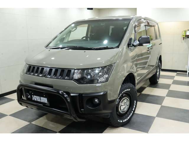 2007 Mitsubishi Delica D:5 – thumbnail 4