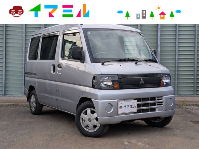 2008 Mitsubishi Minicab Van