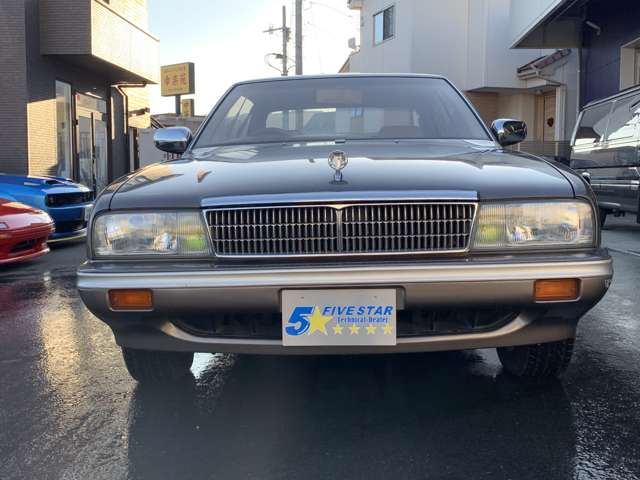 1988 Nissan Cima – thumbnail 4