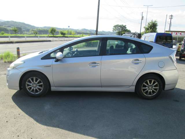 2010 Toyota Prius – thumbnail 4