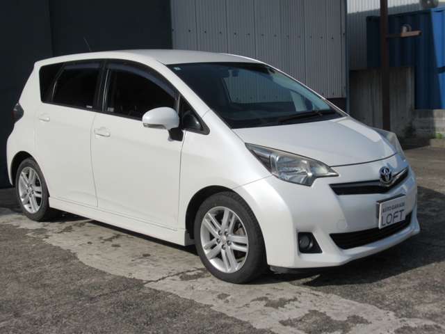 2011 Toyota Ractis – thumbnail 3