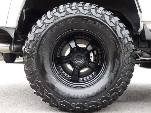2004 Toyota Land Cruiser 100 – thumbnail 3