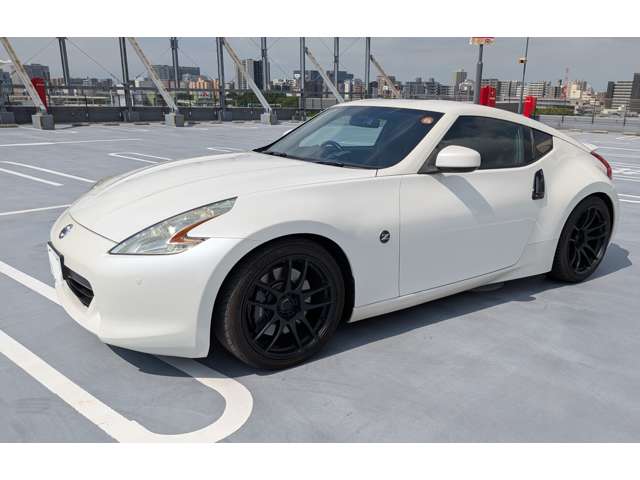 2010 Nissan Fairlady Z – thumbnail 2