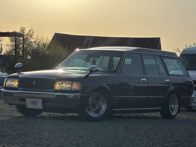 1994 Toyota Crown Wgn – thumbnail 3