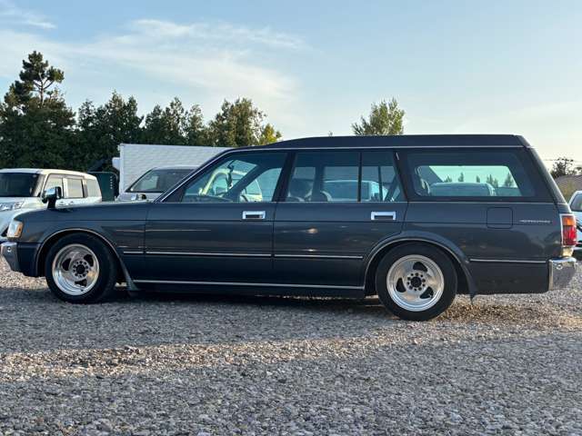 1994 Toyota Crown Wgn – thumbnail 4