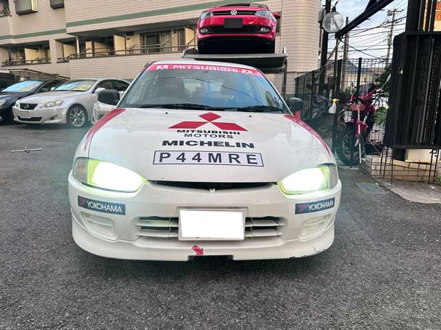 1996 Mitsubishi Mirage – thumbnail 2