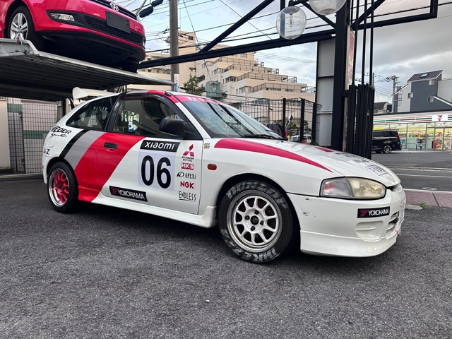 1996 Mitsubishi Mirage – thumbnail 3