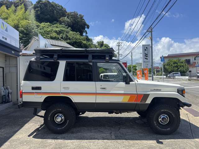 1997 Toyota Land Cruiser 70 – thumbnail 4