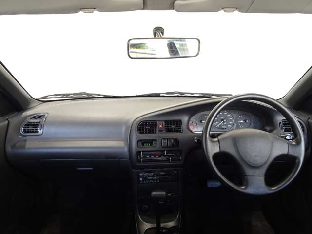 1995 Mazda Familia Sedan – thumbnail 3
