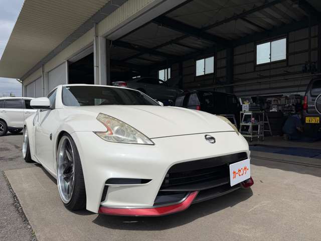 2010 Nissan Fairlady Z – thumbnail 3