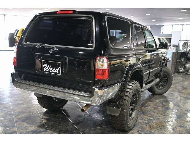 2002 Toyota Hilux Surf – thumbnail 3